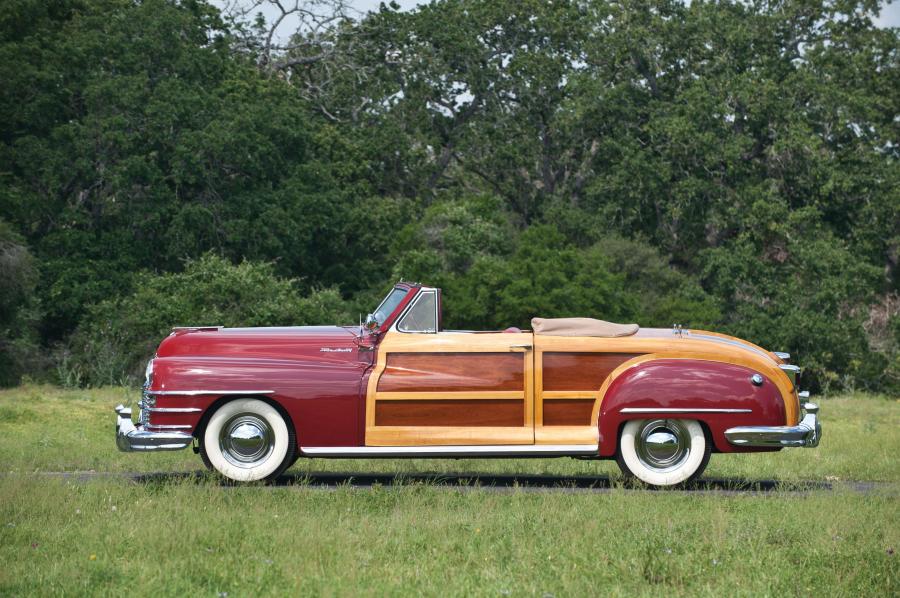  Chrysler Town & Country Convertible 1946 года  (фото 15 из 27)
